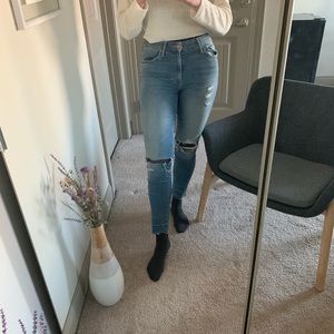 MOTHER denim High Waisted Looker Ankle Chew